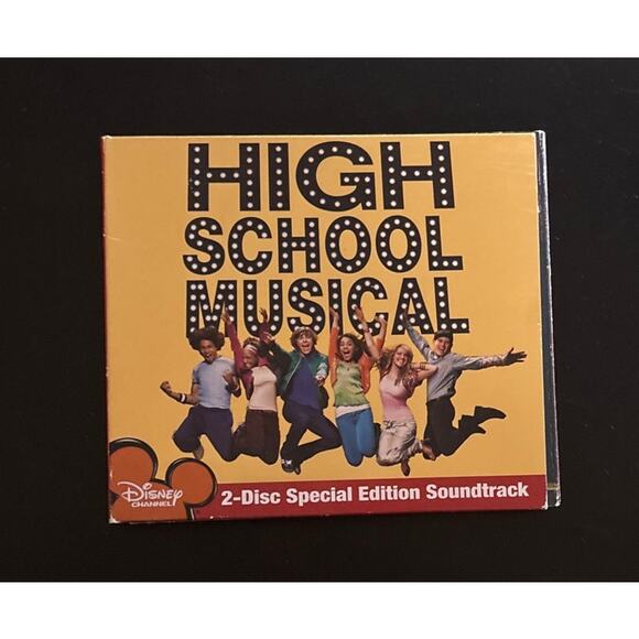 High School Musical – 2-Disc Special Edition Soundtrack CD (2006 Disney) Used - Picture 1 of 5